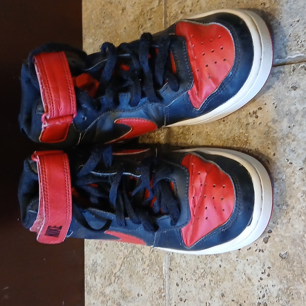Nike Red and Black High-Top Sneakers - Picture 2 of 6